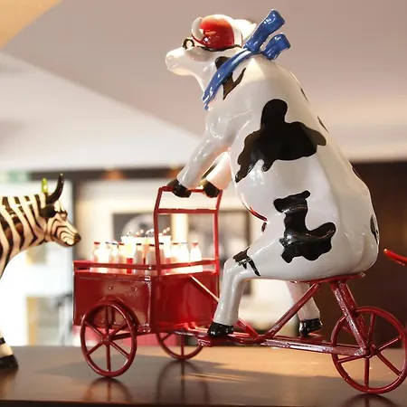 Hessischer Hof Hotel 3*