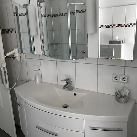 Hessischer Hof 3* Butzbach