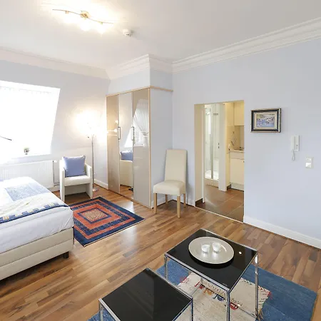 Hessischer Hof 3* Буцбах